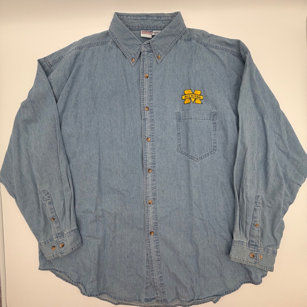 True Fan Michigan Wolverines Denim Shirt Mens XXXL Light Wash Cotton Button Down - Picture 3 of 9